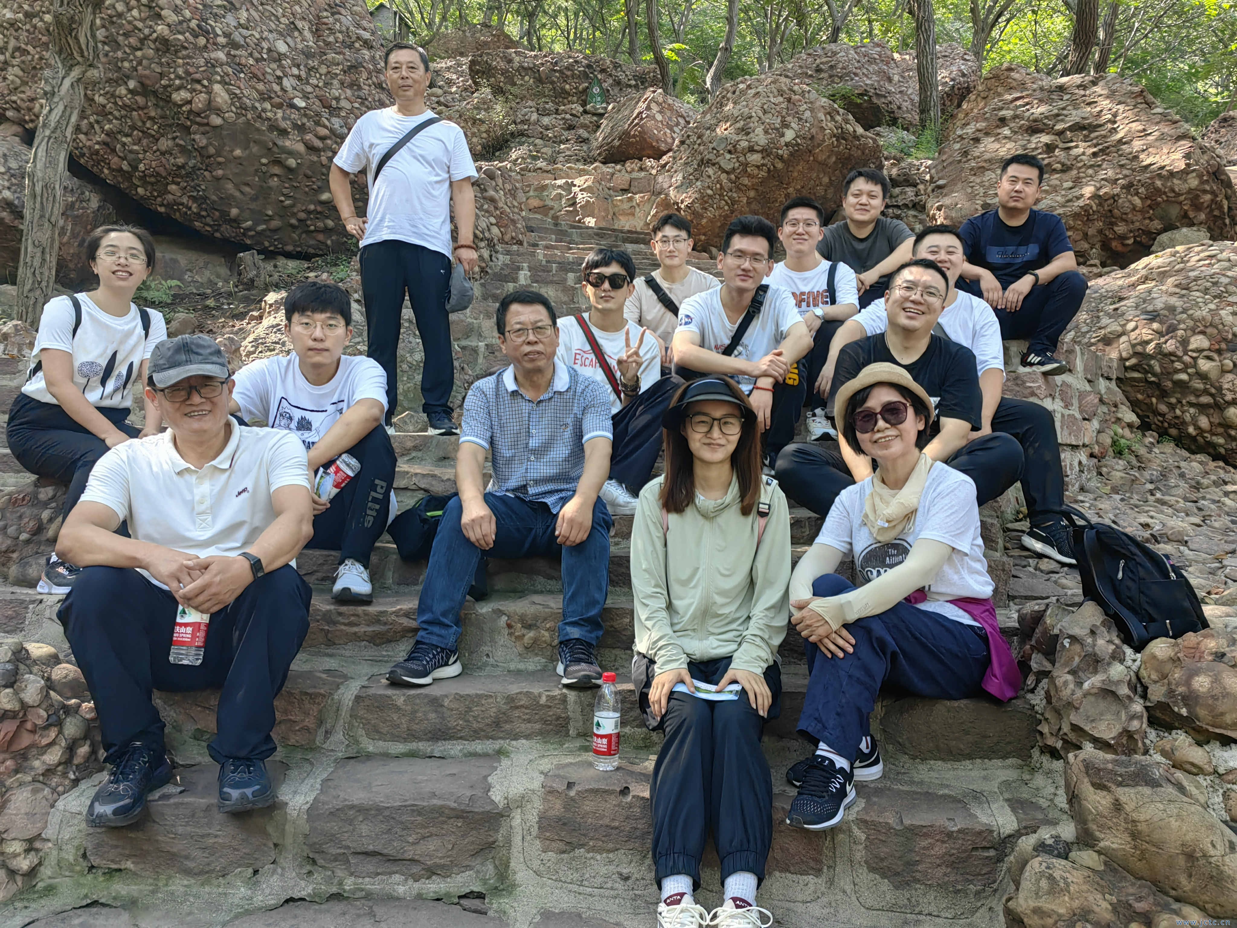 1695058736933678.jpg 1_副本.jpg